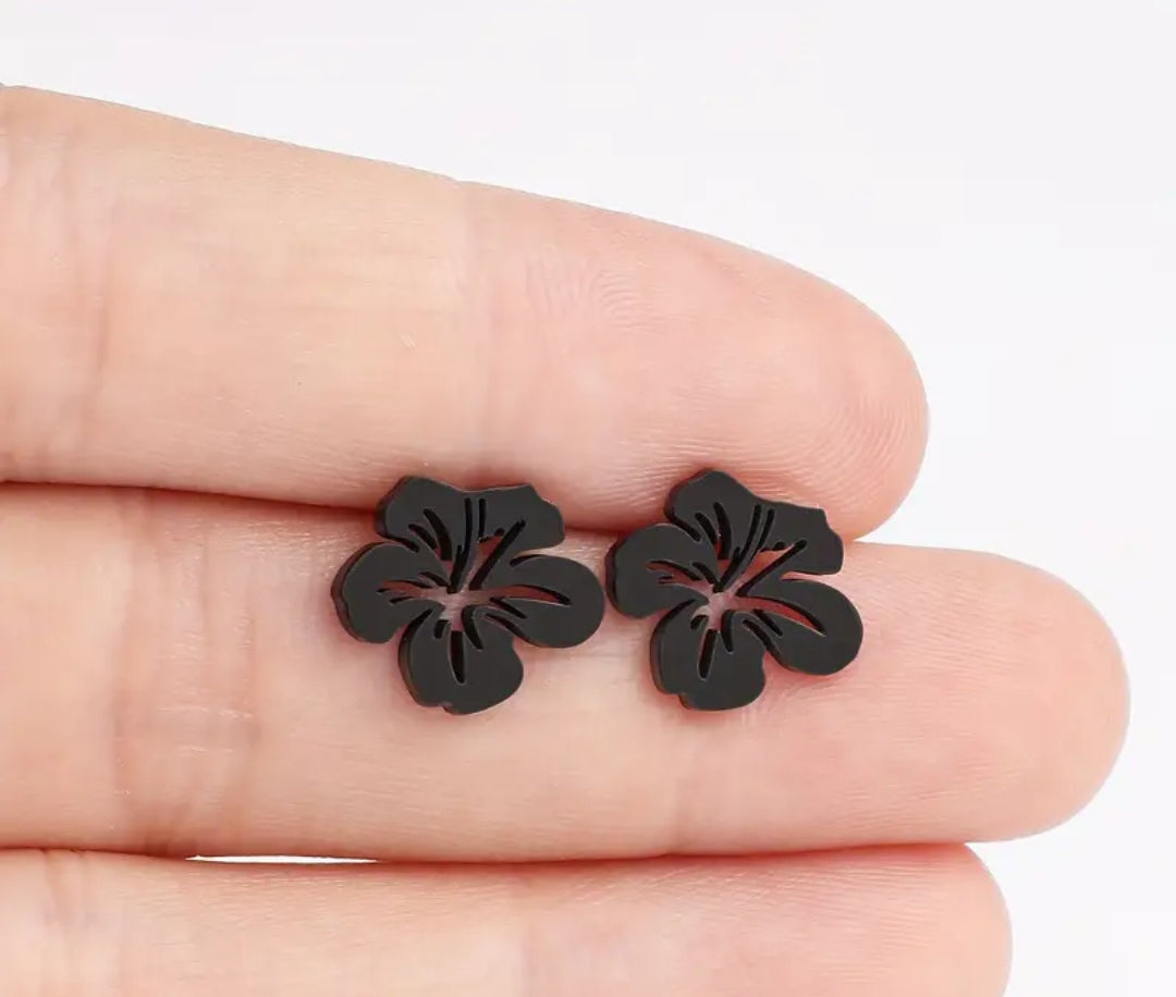 Carmela Stud Earrings